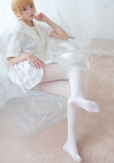 制服师生_BD英语最新电影在线观看